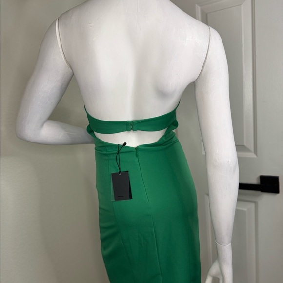 NBD Green Sheath Midi Dress with Halter Neckline. #52 - Picture 8 of 13